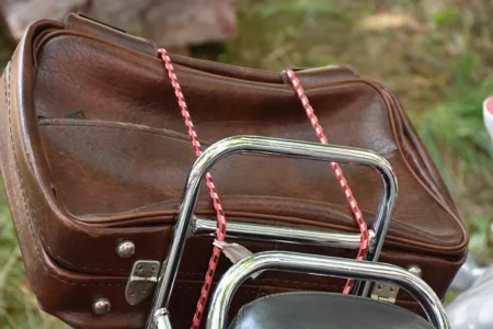 e833b90a20f2003ecd0b470de7444e90fe76e6d21cb1184193f4c0_640_package-1